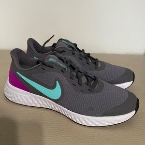 Nike revolution running shoes